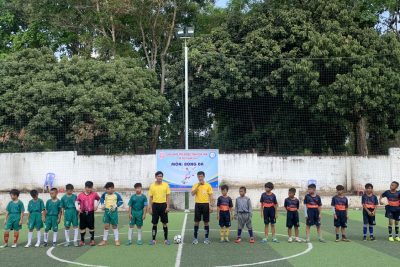 Đội bóng đá nam thi đấu trận đầu tiên: Ngụy Như Kon Tum-PGD Huyện Tumơrông